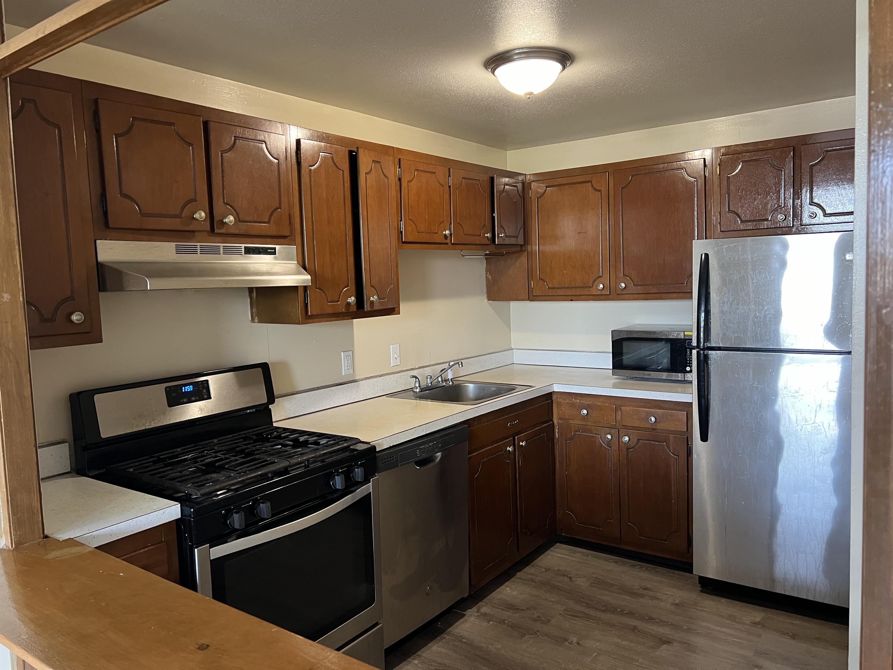 967 ASYLUM AVENUE #9H